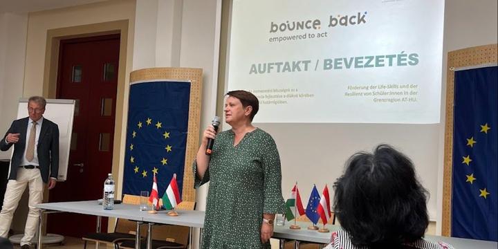 Az letvezetsi kszsgek s a reziliencia fejlesztse a dikok krben az AT-HU hatrrgiban: Bounce Back projektnyit Bcsben