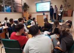 DACH-felfedező: Országismereti verseny diákoknak/DACH-Entdecker: Ein Schülerwettbewerb zur Landeskunde tehetséggondozó verseny DACH-felfedező: Országismereti verseny diákoknak/DACH-Entdecker: Ein Schülerwettbewerb zur Landeskunde tehetséggondozó verseny